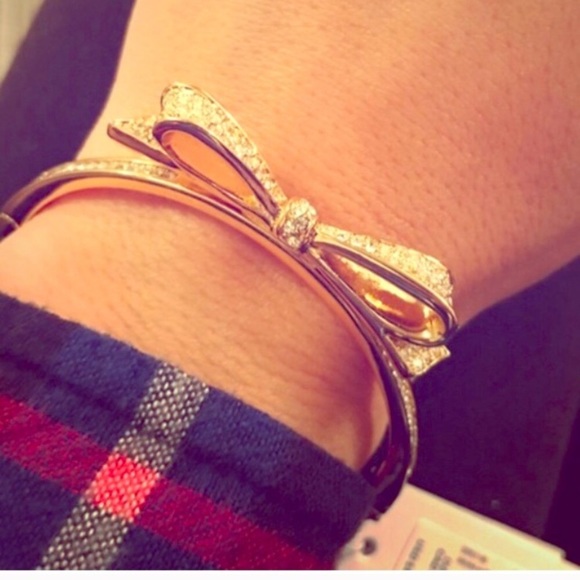 kate spade Jewelry - Kate spade gold bow bracelet nwt