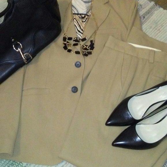 J Crew Camel Super 120's Suit - Picture 7 of 7