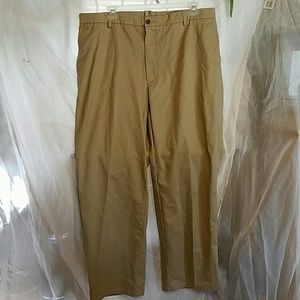 Men's Dress Pants.   St. John's Bay. 44/32