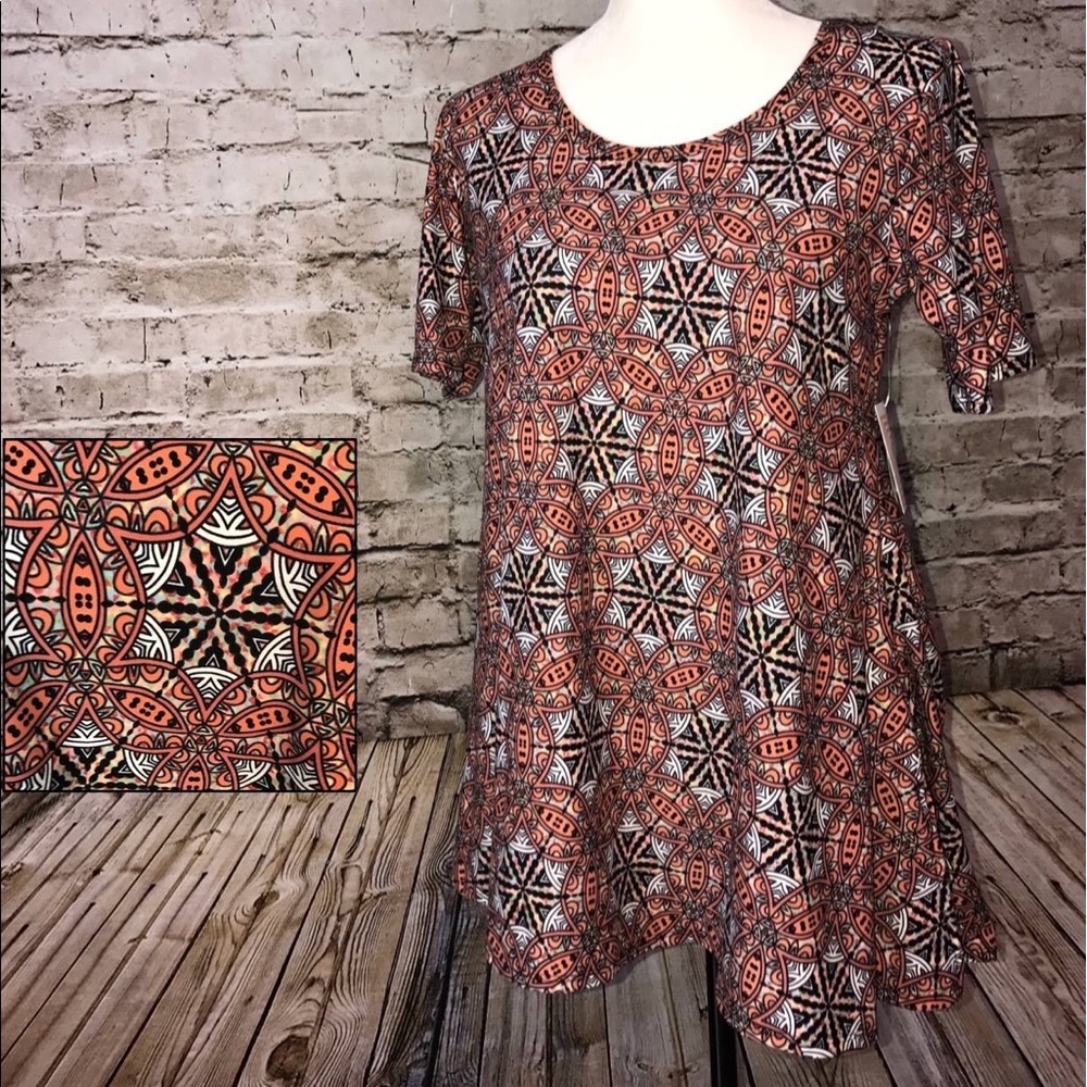LuLaRoe Perfect T