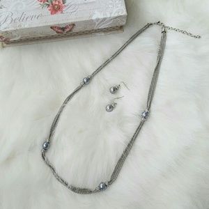 Long necklace and earrings