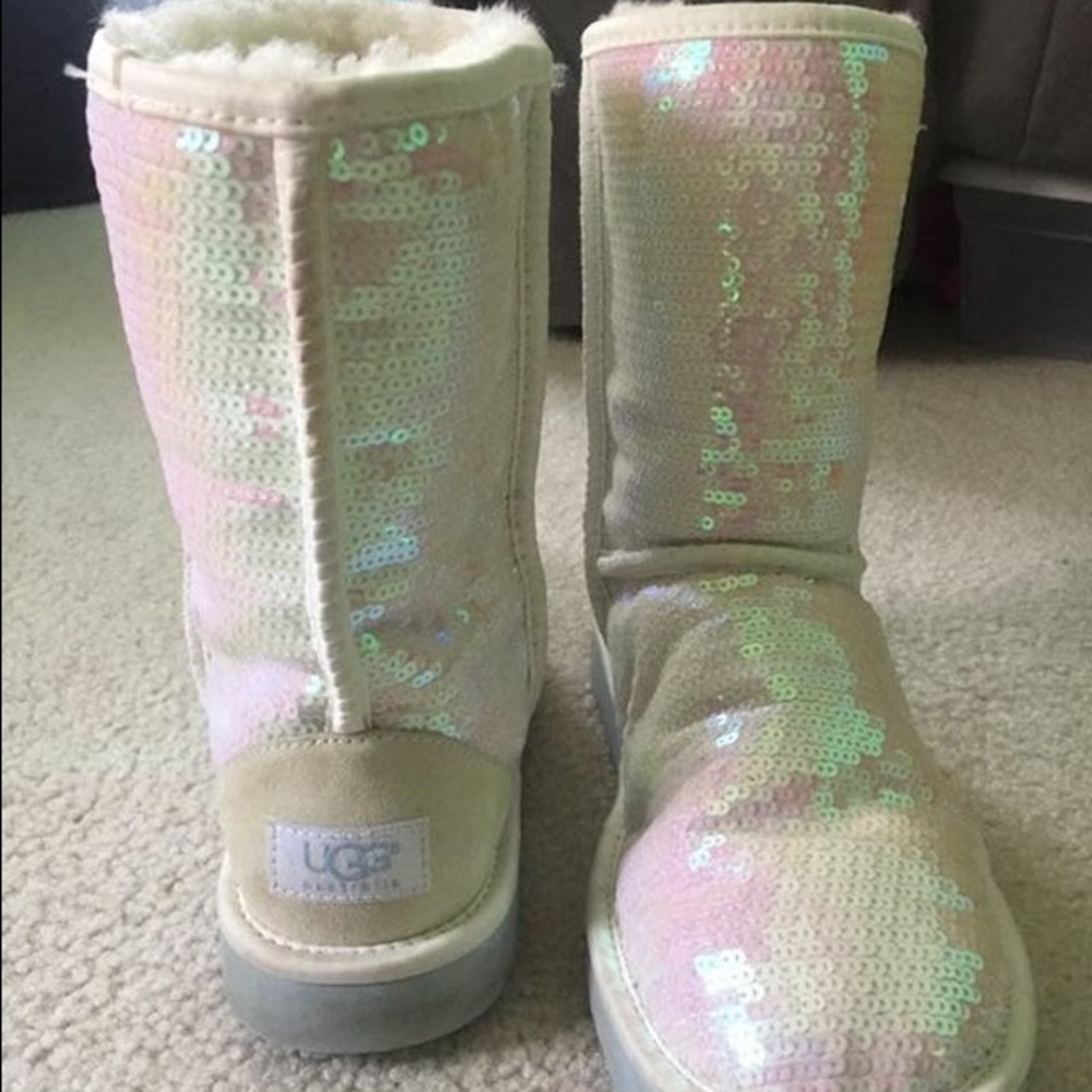 women's sparkly uggs size 9