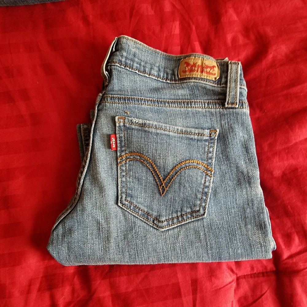 Low rise levis jeans