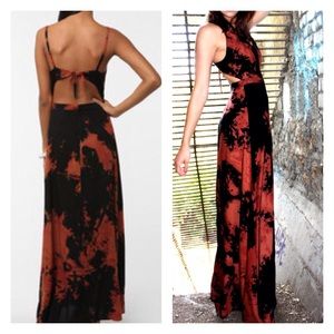 🌼 Urban Outfitters Sz 6 Maxi Dress 🌼 Runs Small!