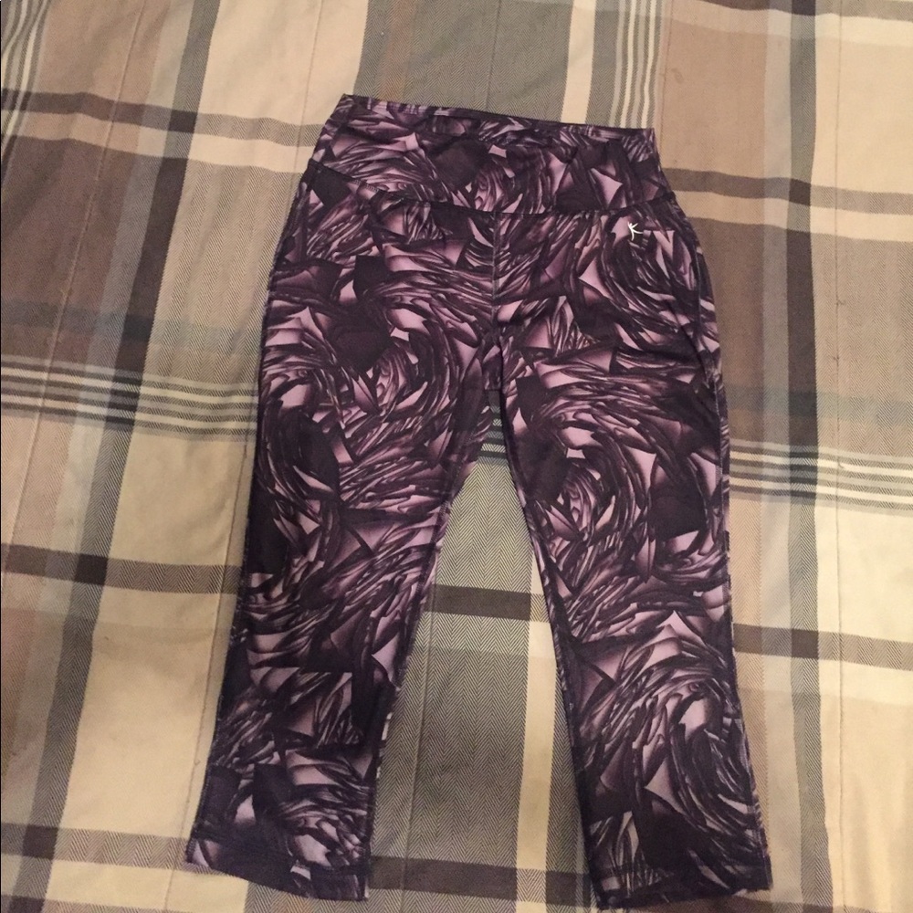Danskin now workout capris