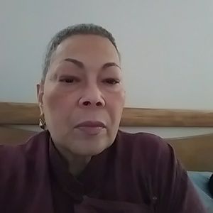 Meet your Posher, Crystal