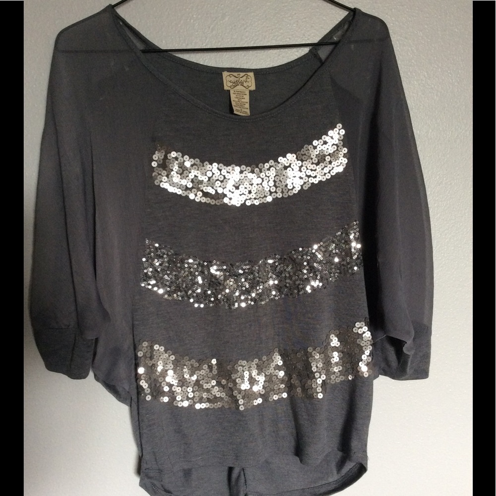 ⚠️Low-Ball Sale⚠️ Sparkly, Sequin Shirt