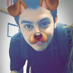 Meet your Posher, Carlos