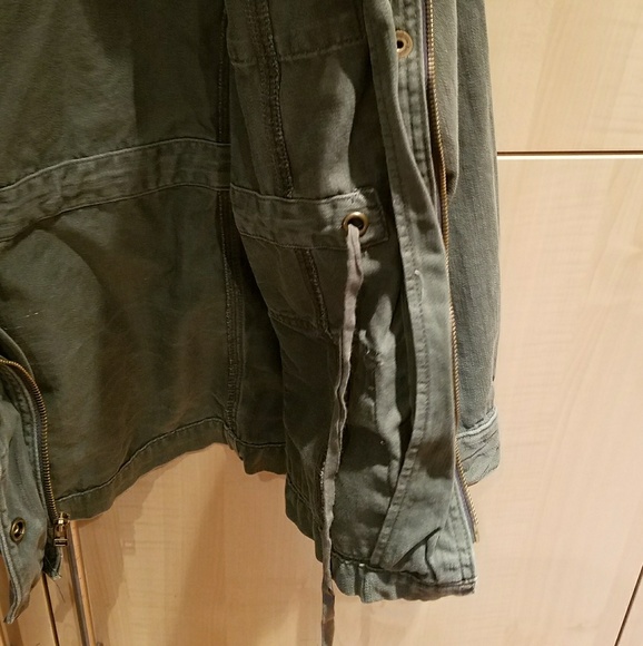 Levi's Utility Jean Jacket - Picture 5 of 5