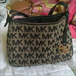 🎀 Authentic Michael Kors Handbag 🎀