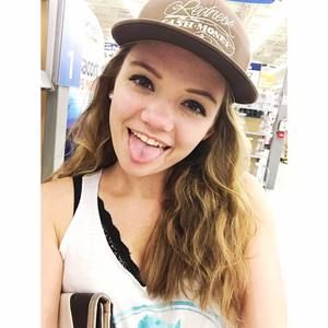 Meet your Posher, Madison