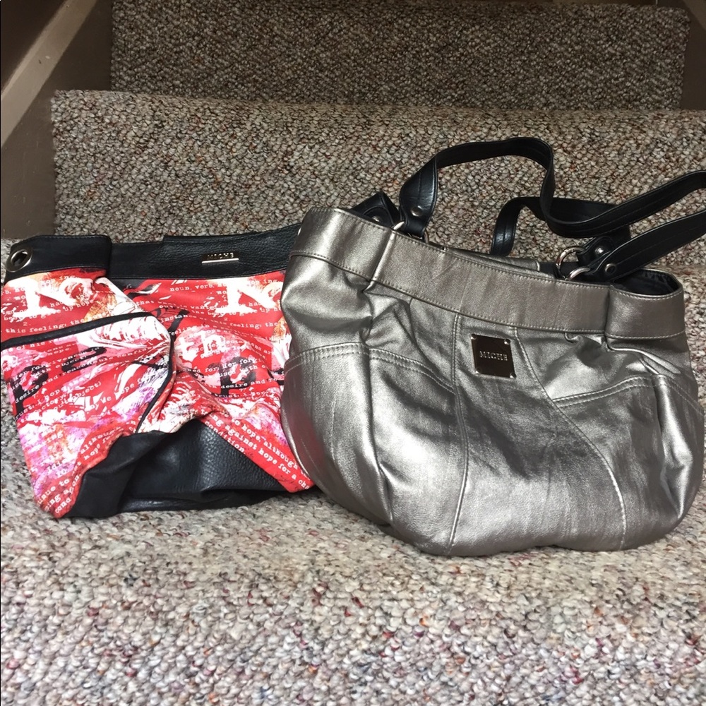 DEMI MICHE Bag and a shells