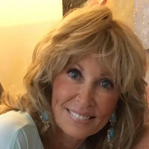 Meet your Posher, Deborah