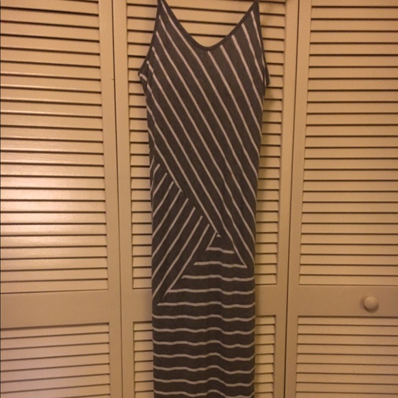 Gray and white striped maxi dress - Picture 1 of 1