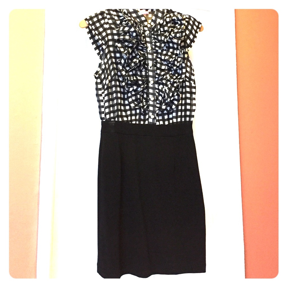 Gingham ruffled dress