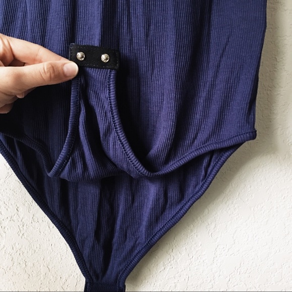 🍂LAST ONE🍃✨New✨Mock neck bodysuit one piece - Picture 2 of 3