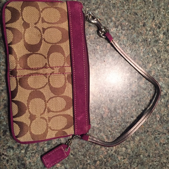 Coach Wristlet - Picture 2 of 2