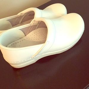 Barely worn, Dansko white clogs size 40