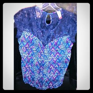 No Boundaries summer top.