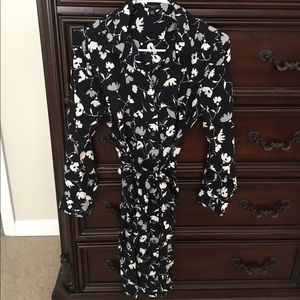 Ann Taylor dark navy floral dress