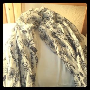 Black and white infinity scarf