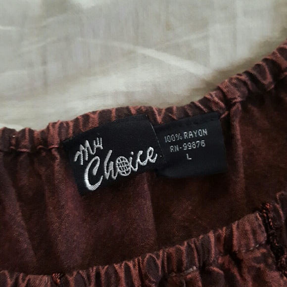 Burgundy embroidered top - Picture 5 of 6