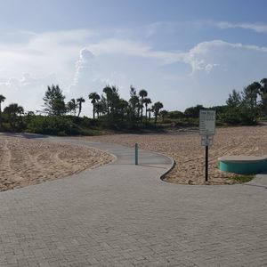 Meet your Posher, Dianez