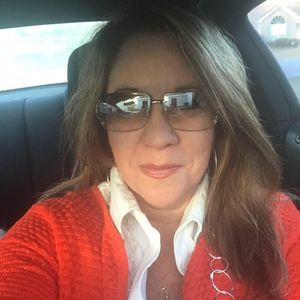 Meet your Posher, Wendie