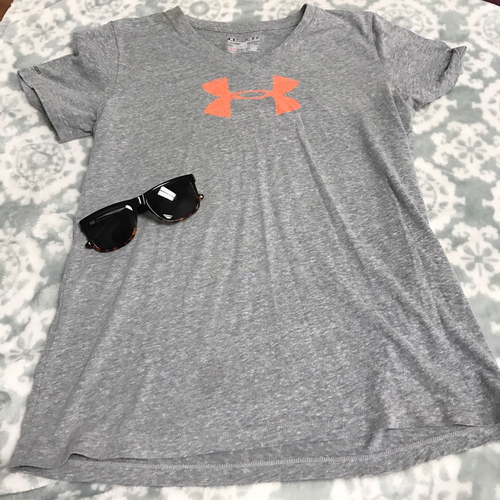 Under armor v neck
