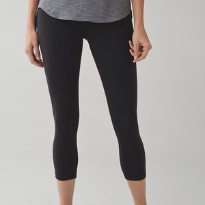 Lululemon Wunder Under crop legging