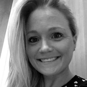 Meet your Posher, Maura