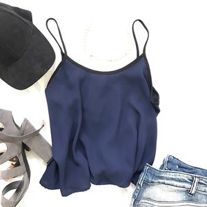 Cropped flowy tank