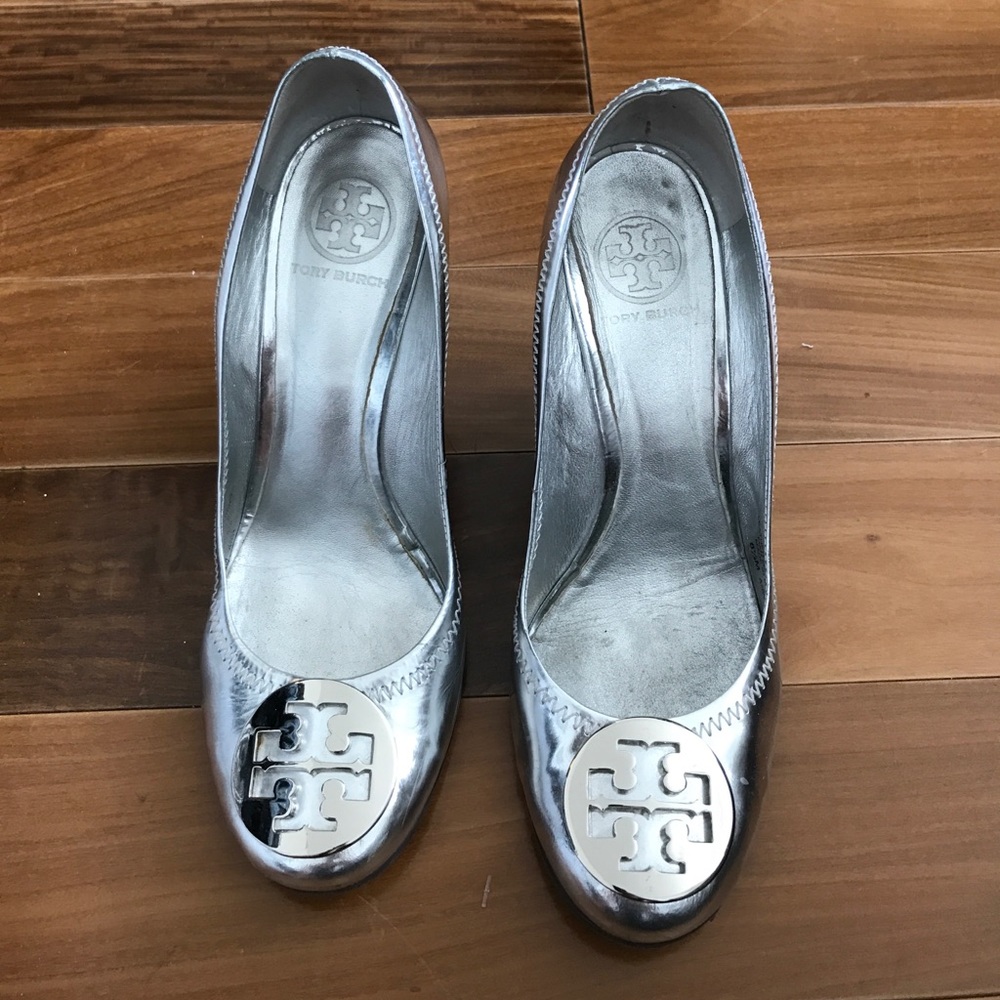 Tory Burch Silver Sophie Wedges