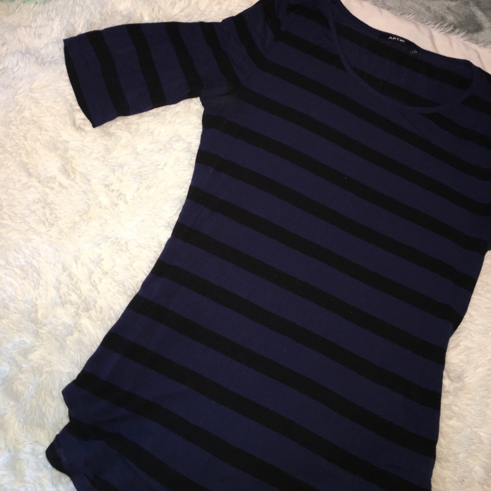 Lightweight top/ shirt