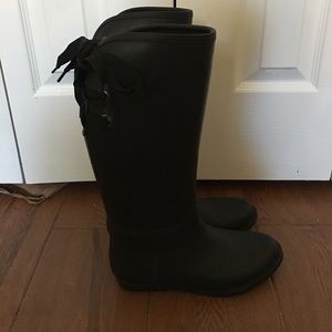 Tie in the back Rain Boots!