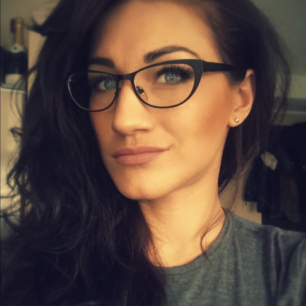 Meet your Posher, Wioletta