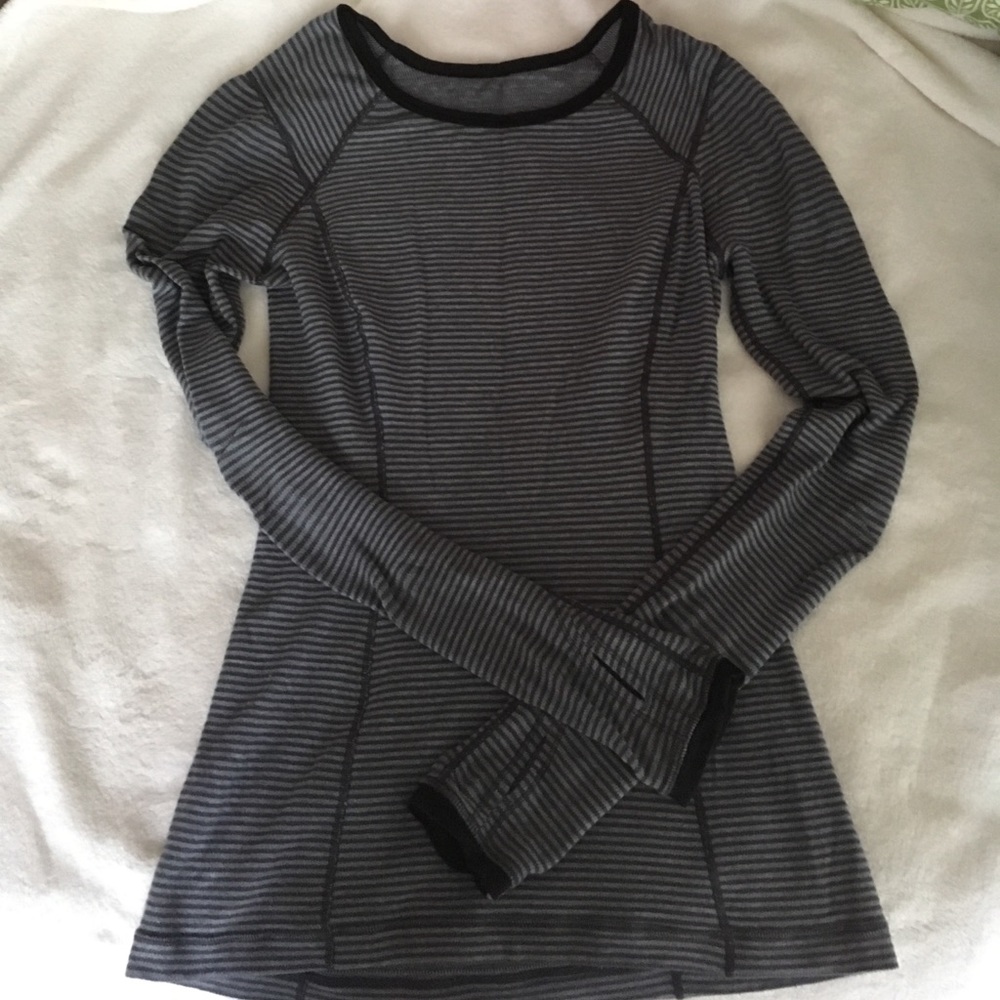 Lululemon turn around top - reversible!