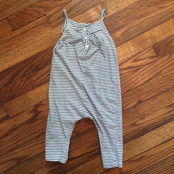 18-24 month Zara, Guess, Baby Gap - Picture 3 of 8