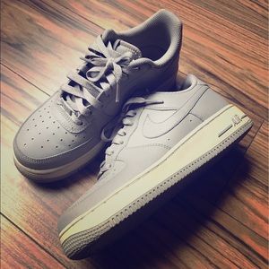 Nike Air Force 1