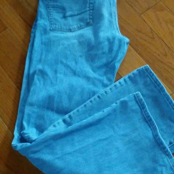 American Eagle Outfitters Denim - Like new American Eagle jeans