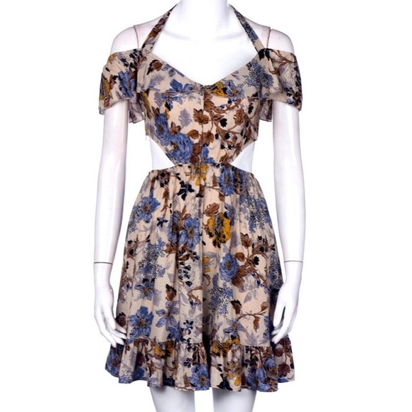 SALE❤️❤️Cut out Floral mini dress Rompers - Picture 2 of 4