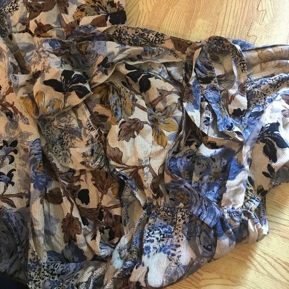 SALE❤️❤️Cut out Floral mini dress Rompers - Picture 4 of 4