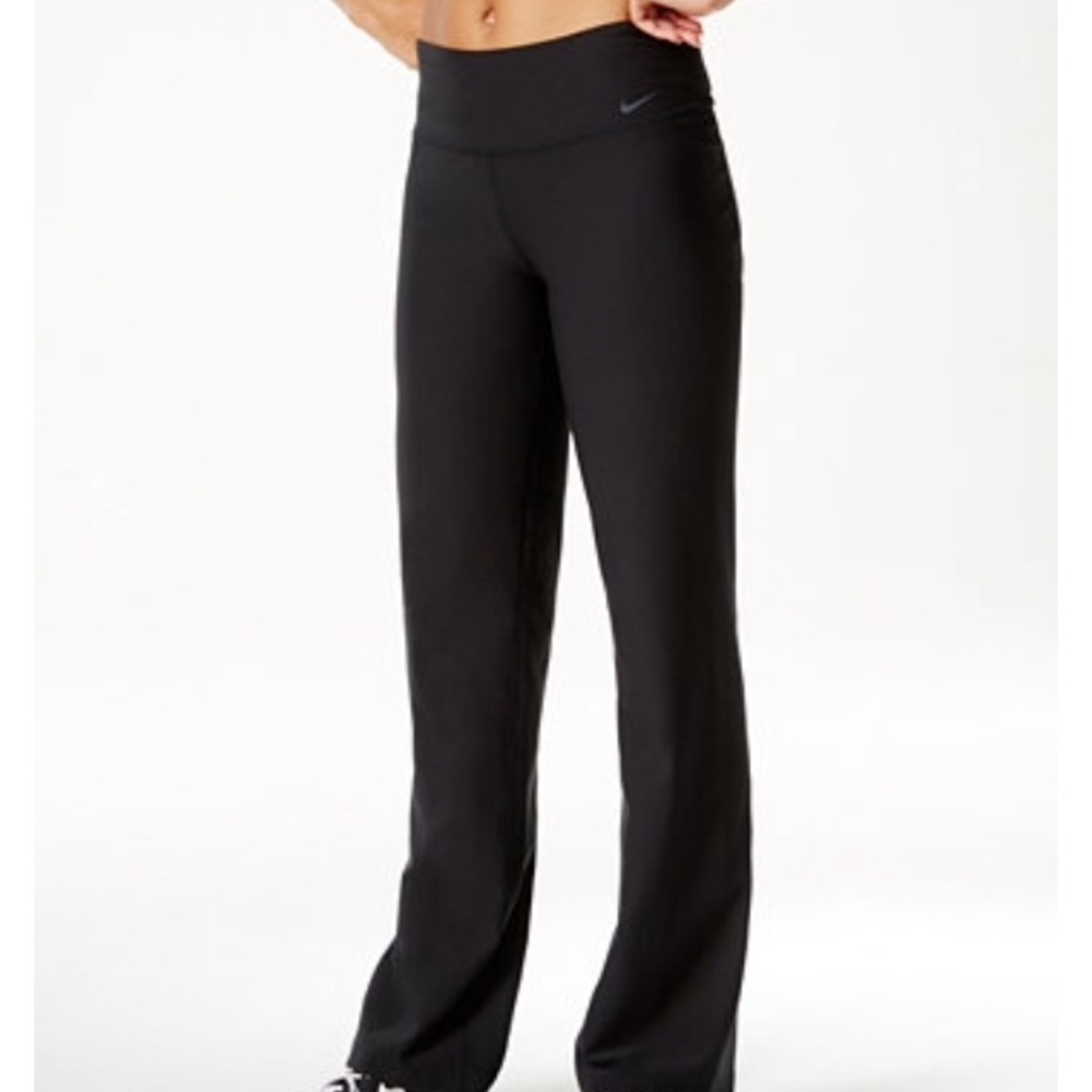 Nike regular fit LONG medium yoga pants nwot