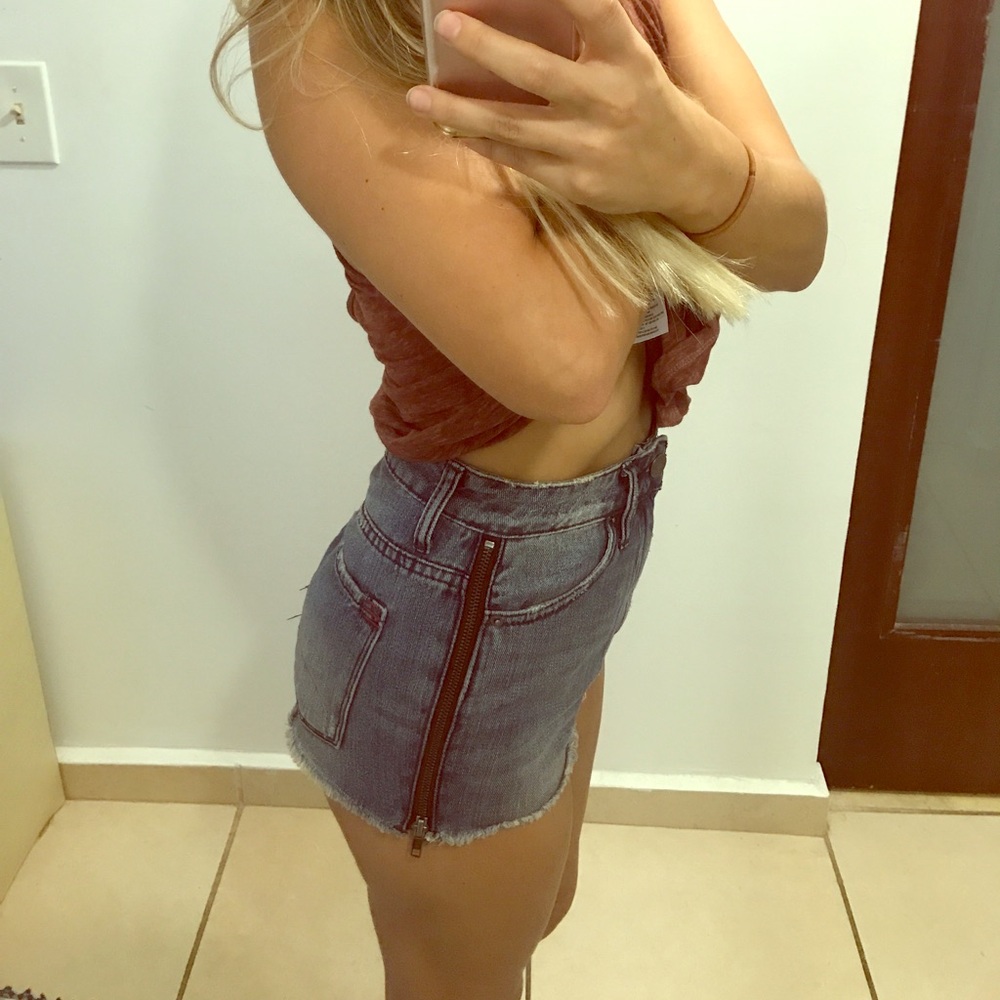 BDG Super High- Rise Cheeky
