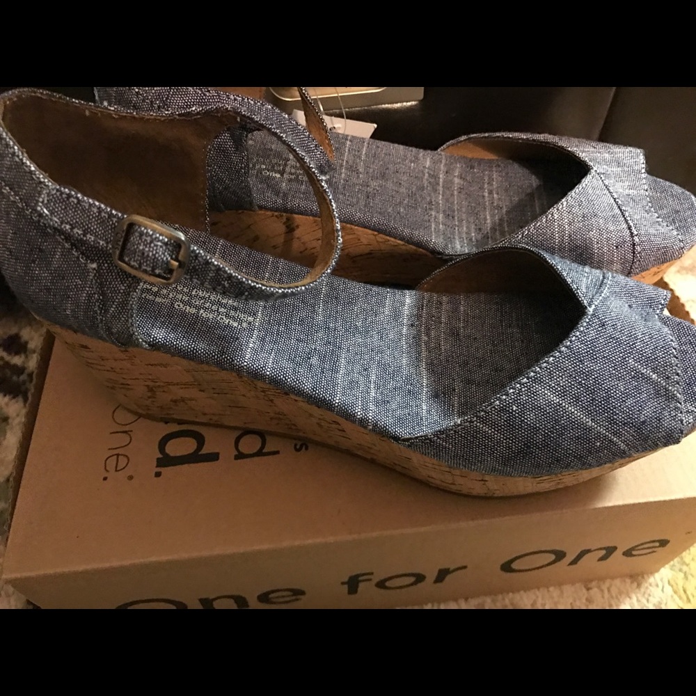 Toms Denim Wedges size 7 1/2