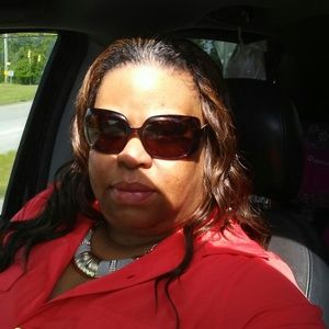 Meet your Posher, Veronica