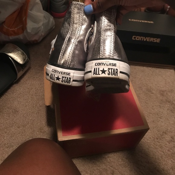 Shoes - Picture 3 of 4