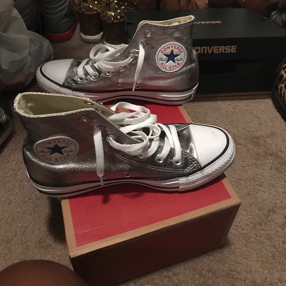 Shoes - Picture 4 of 4