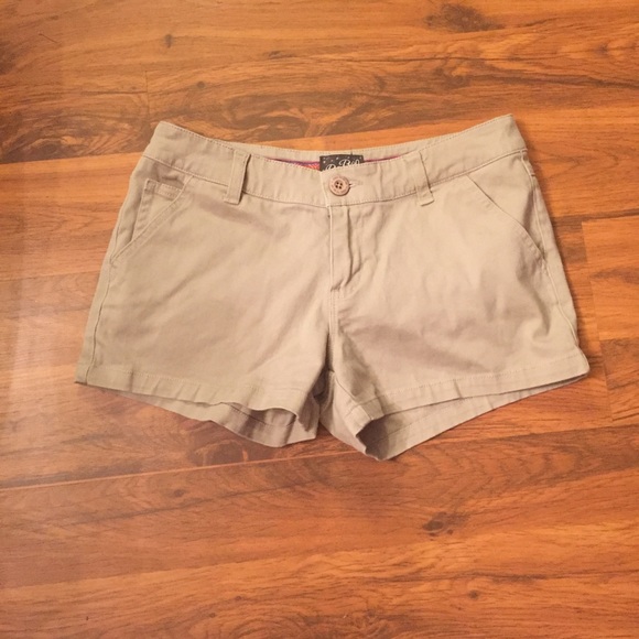 BeBop Pants - Khaki Shorts