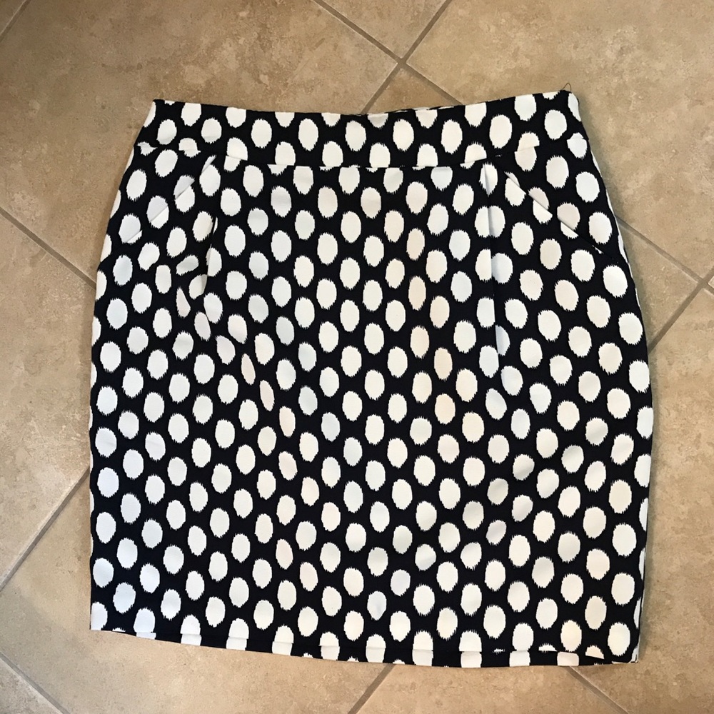 Ann Taylor Loft skirt size 6 excellent condition